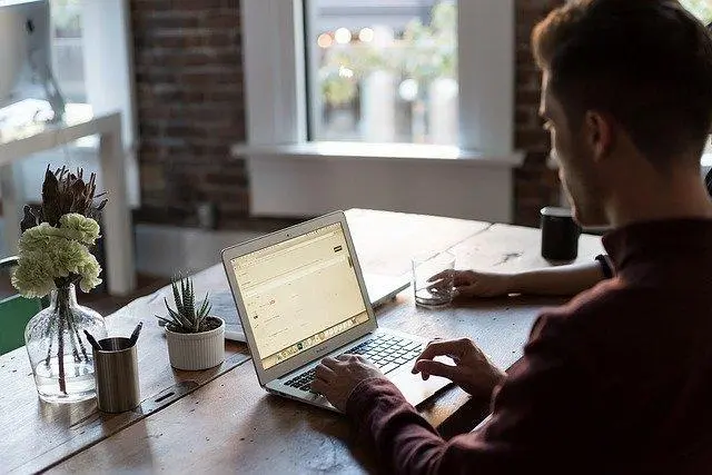 Советы, как легко продать свой мотоцикл в сети