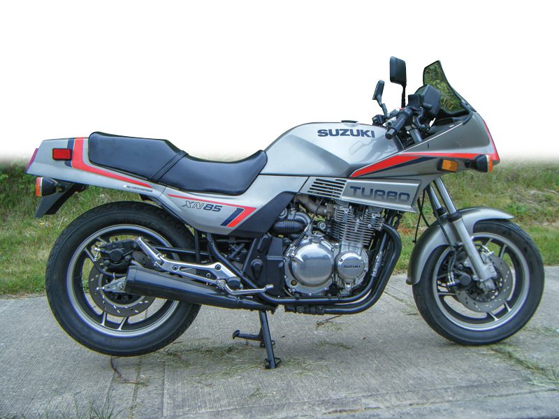 Suzuki XN 85