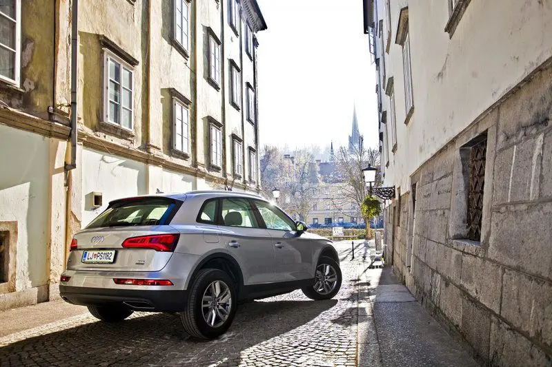 Тест: Audi Q5 2.0 TDI Quattro Basis