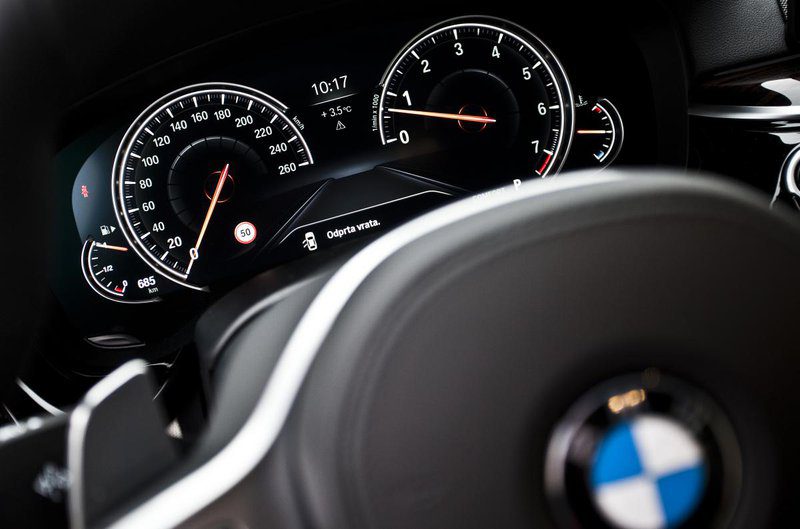 Тест: BMW 540i Luxury Line