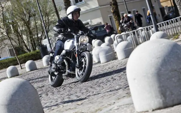 Тест: BMW R NineT Pure - основа вашего воображения