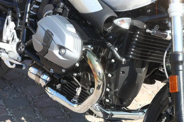 Тест: BMW R NineT Pure - основа вашего воображения