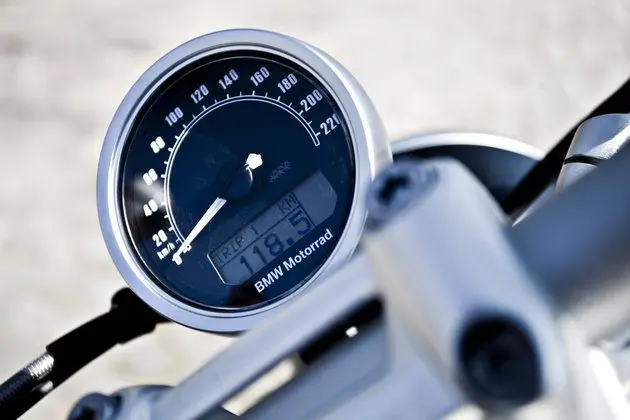 Тест: BMW R NineT Pure - основа вашего воображения
