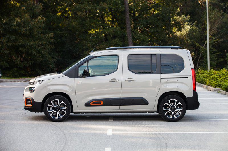 Тест: Citroën Berlingo 1.5 HDi Shine XTR // Первый из трех
