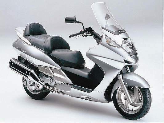 Bandymas: „Honda FJS 600A Silverwing“