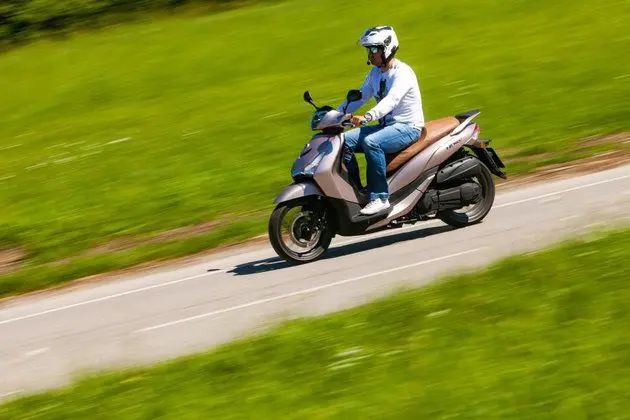 Тест: SYM SYM HD 300 // Тест: SYM HD 300 (2019)