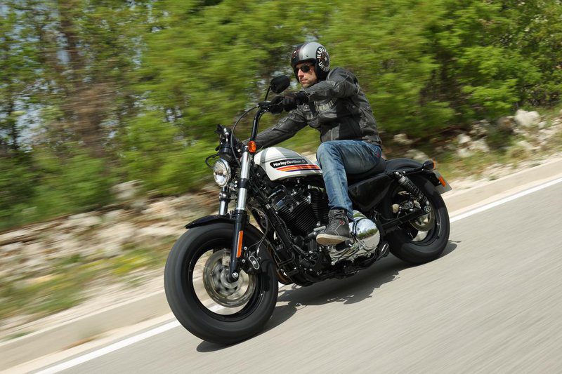 Возили смо: Harley-Davidson Iron 1200 в Forty-Eight Special
