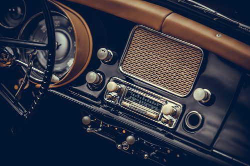 Автомобильное радио: все, что вам нужно знать
