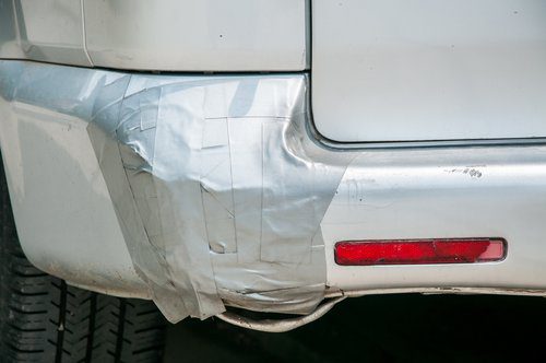 Как удалить различные пятна с кузова вашего автомобиля?