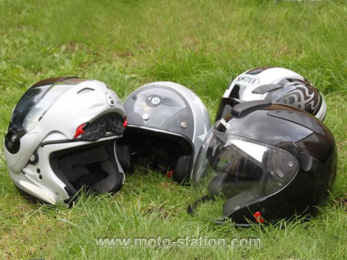 Мотоциклетные путешествия: куртка, шлем, защита… Какое снаряжение выбрать?