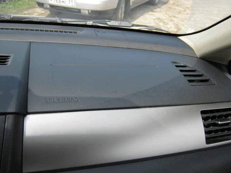 Nissan Tiida după VAZ 2115. Primele impresii