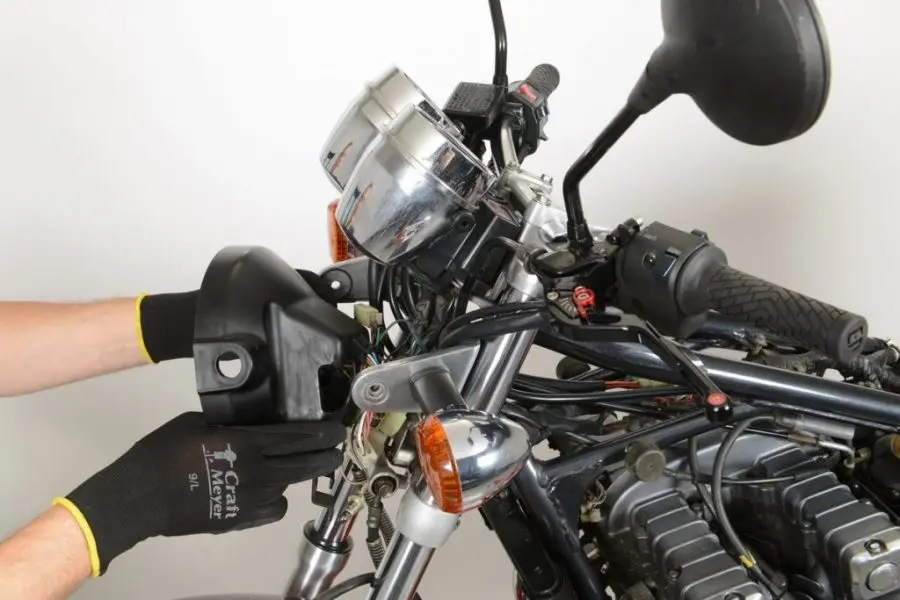 Проверка и замена подшипников рулевой колонки - Moto-Station