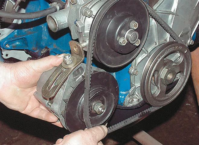 Zamenjava jermena alternatorja na VAZ 2107