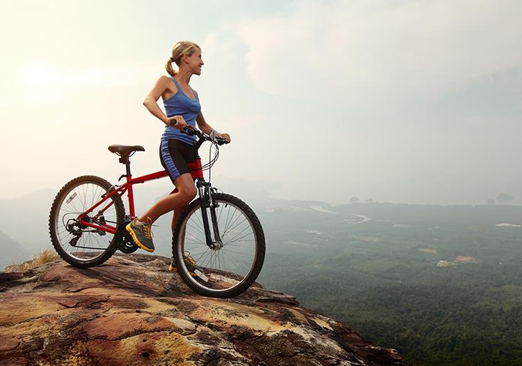 4 способа избежать травм при падении на горный велосипед