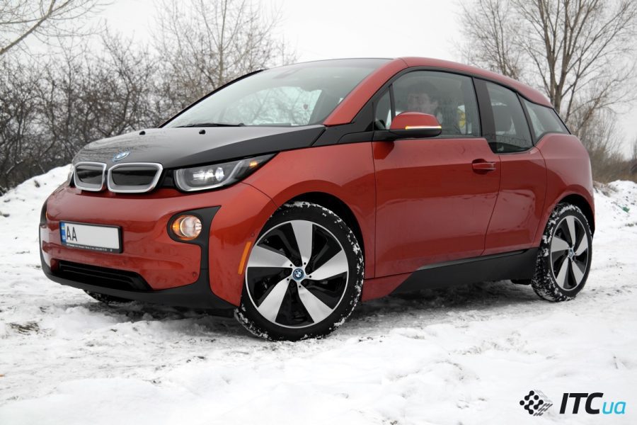 BMW i3 REx: prova de llarga distància BMW i3 amb generador d'energia de combustió interna [Auto Świat]