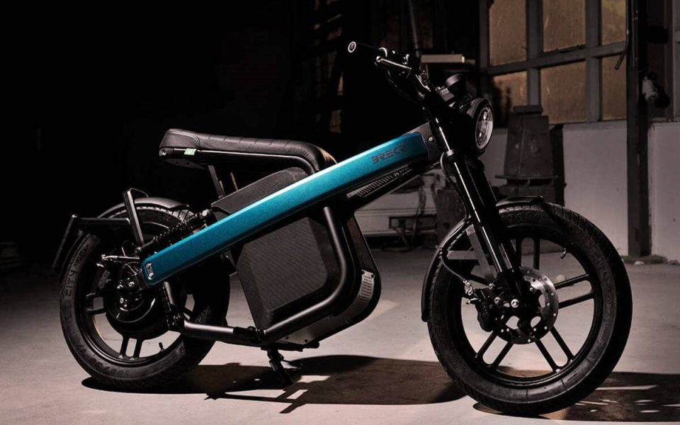 Brekr موديل B: دراجة نارية كهربائية صغيرة تلتقط السرعة