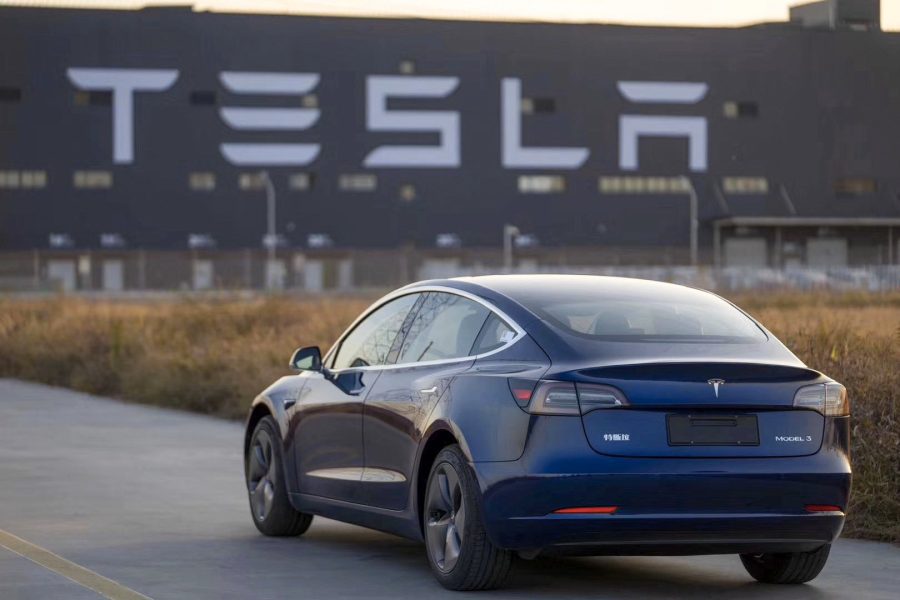 „Tesla Battery Day“ „gali būti gegužės viduryje“. Gal būt …