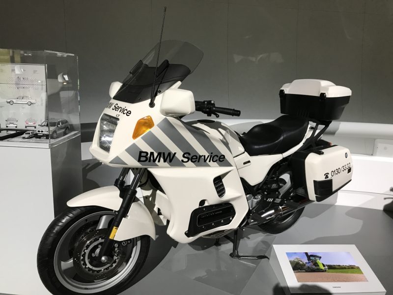 Elektrický motocykel: BMW má záujem o bezdrôtové nabíjanie