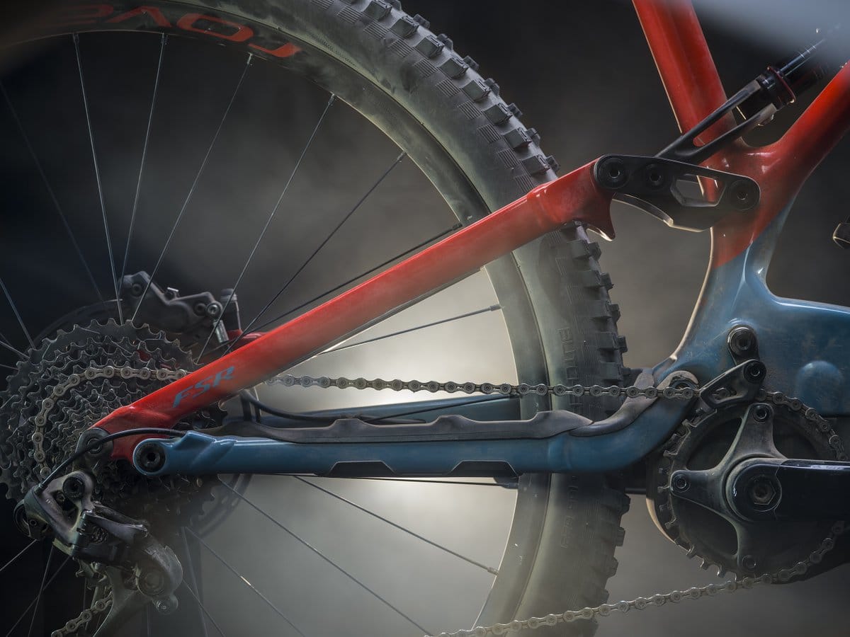 Электрический горный велосипед: Specialized представляет новый Turbo Levo в Париже