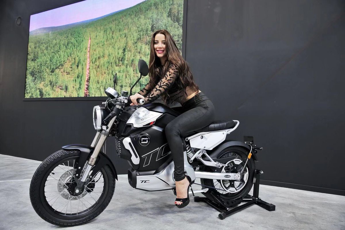 Электрический мотоцикл: новый Super Soco TC Max представлен на EICMA
