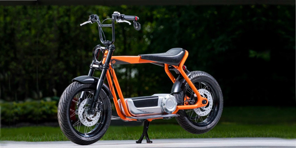 Электроскутер Harley Davidson в фотографиях