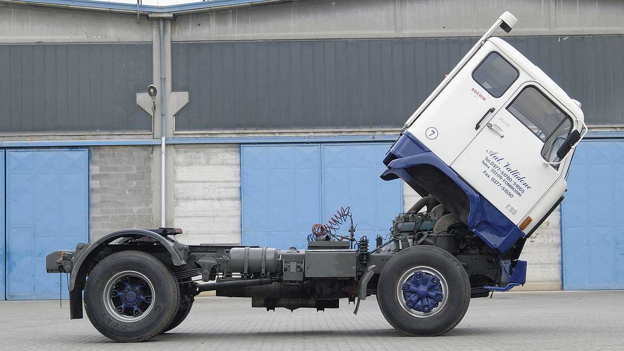 F89, первый ребенок подразделения Volvo Truck