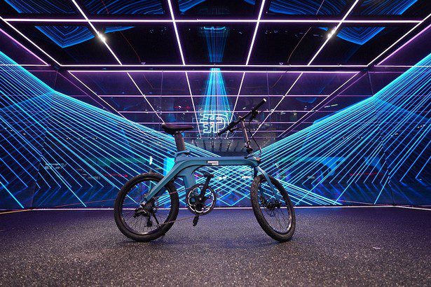 Fiido X: 저렴한 가격의 새로운 플러그인 접이식 전기 자전거