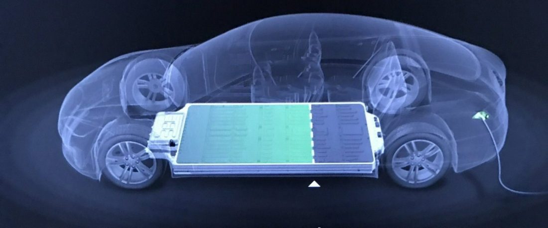 Hacker: Manana bateria vaovao i Tesla. Herin'ny net ~ 109 kWh, mahatratra 400 kilaometatra / 640 km