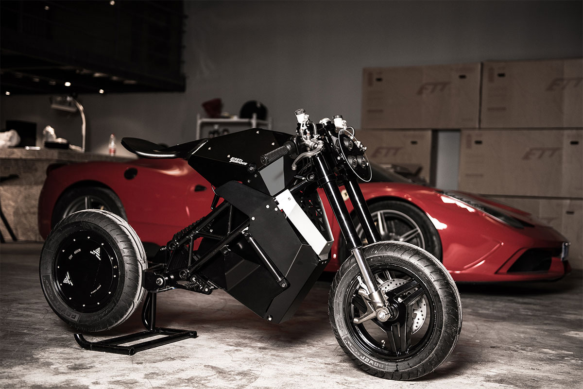 HL1: первый электрический мотоцикл для ETT
