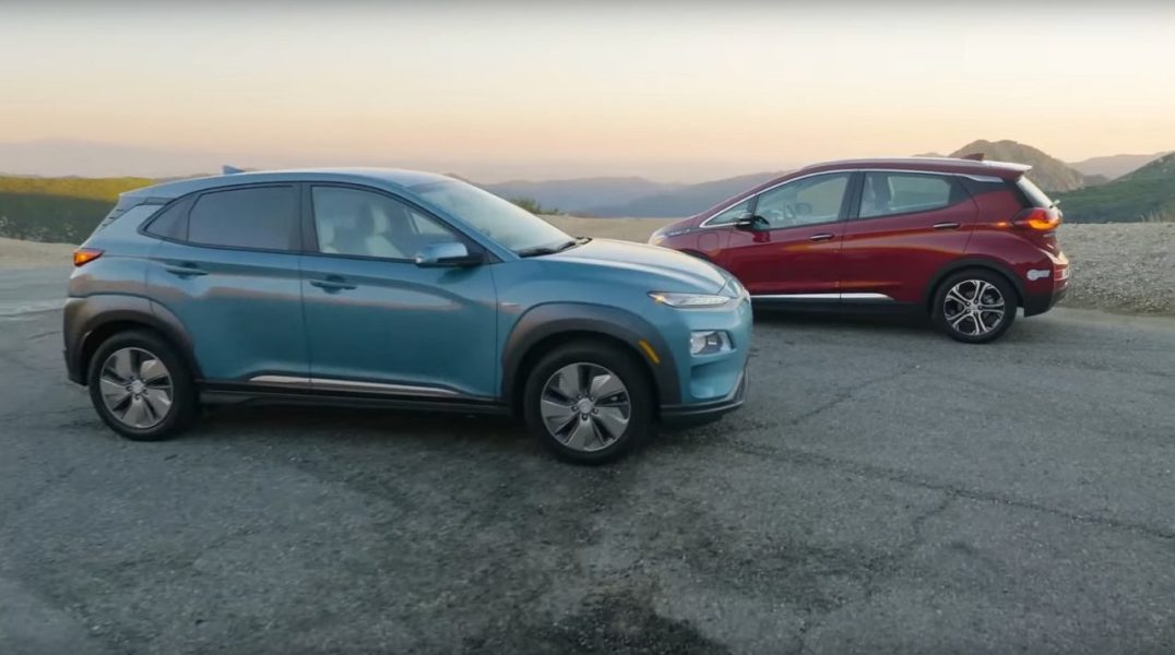 Hyundai Kona Electric против Chevrolet Bolt &#8211; что выбрать? Edmunds.com: ОПРЕДЕЛЕННО электрический Hyundai [видео]