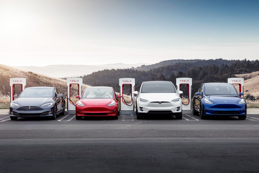 Илон Маск: Наши (= Tesla) клетки уже несколько месяцев находятся в автомобилях. Кремниевые аноды ?! 4680?!