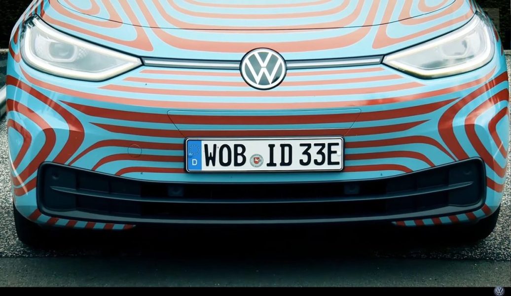 Интерьер Volkswagen ID.3 &#8211; два дисплея, кнопок почти нет [утечка + еще несколько диковинок]