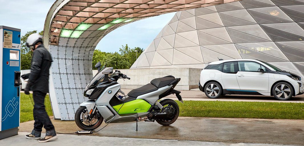 TEST: BMW C Evolution elektrisk scooter [Verushevski]