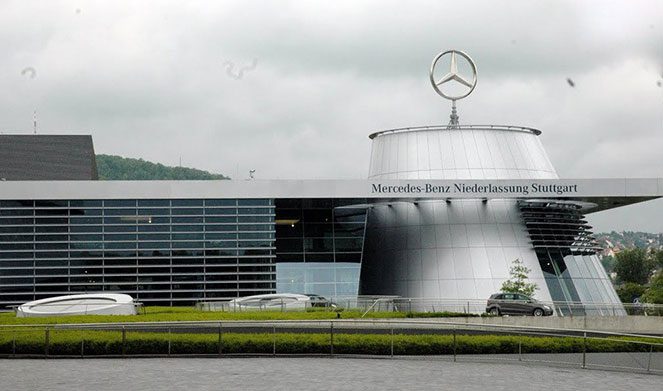 Historiallinen Mercedes-Benzin tehdas Werthissä