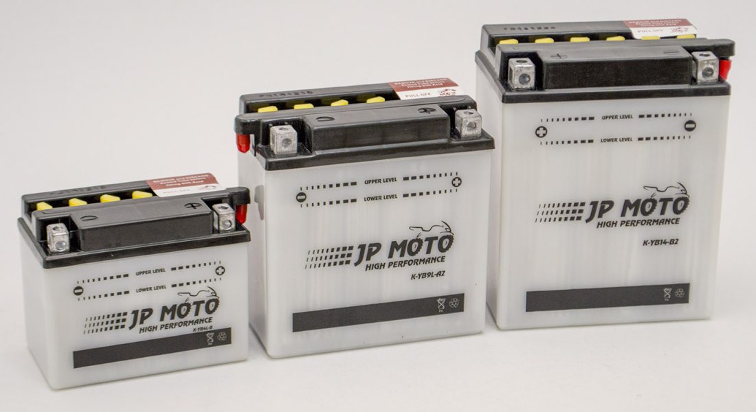 Si të zgjidhni një bateri motorrike? Udhëzues këshillimi dhe blerjeje në Motobluz