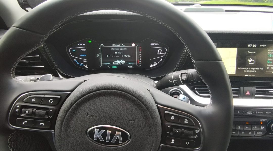 Kia Niro Hybrid Plug-in &#8211; впечатления после поездки на выходных. У нее есть аккумулятор полезной емкостью 8,9 кВтч!