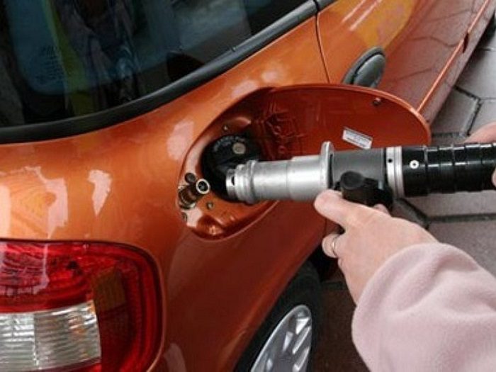 Автомобилот се грче на гас - што може да биде причината?