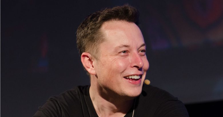 Musk: Det kommer att vara Battery Day och Powertrain Day. först först
