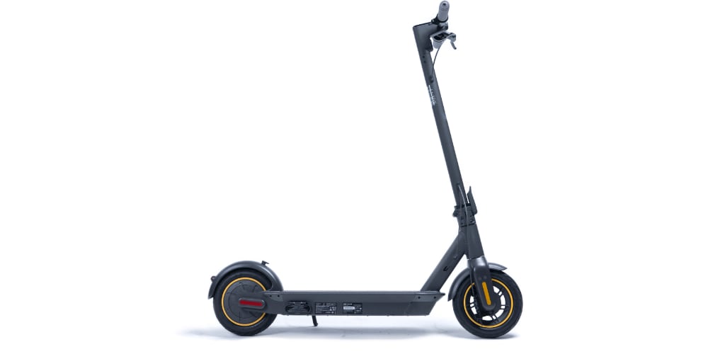 Insolitus: Volans scooter electrica ad 240 km / h accelerat.