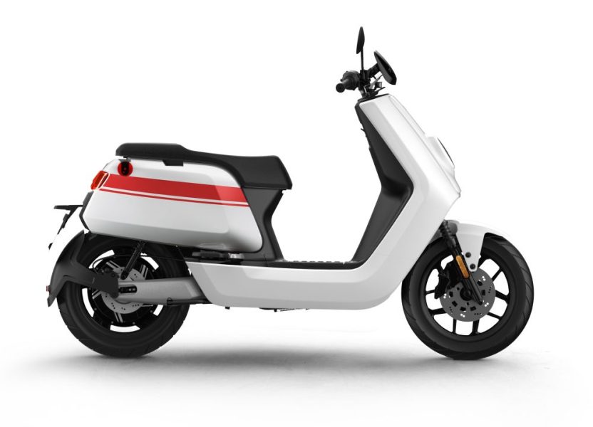 Niu MQiGT, Niu NQiGTs Pro er to nye Niu elektriske scootere med en toppfart på 70 km/t