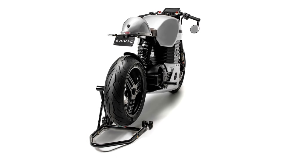 Drīzumā tirgū parādīsies jauns elektriskais motocikls Savic