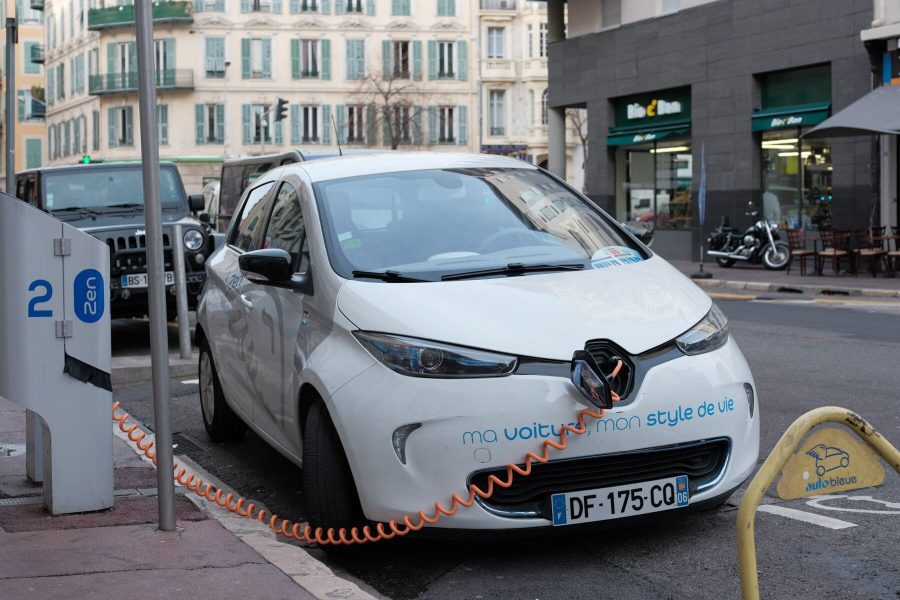 Paříž: Belib přizpůsobuje ceny elektromotocyklům a skútrům