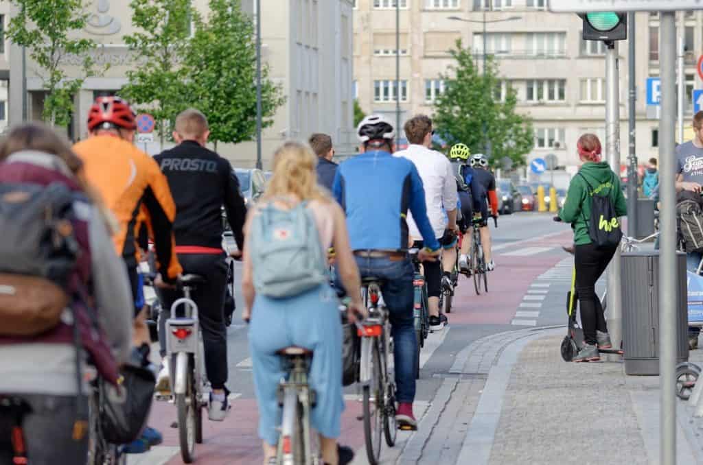 साइकिलिंग योजना: ई-बाइक के लिए क्या उपाय हैं?
