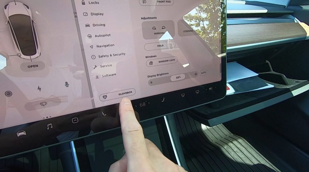 Прошивка Tesla 2020.40 с небольшими настройками Bluetooth и буфера обмена. 2020.40.1 едет «по зеленому»