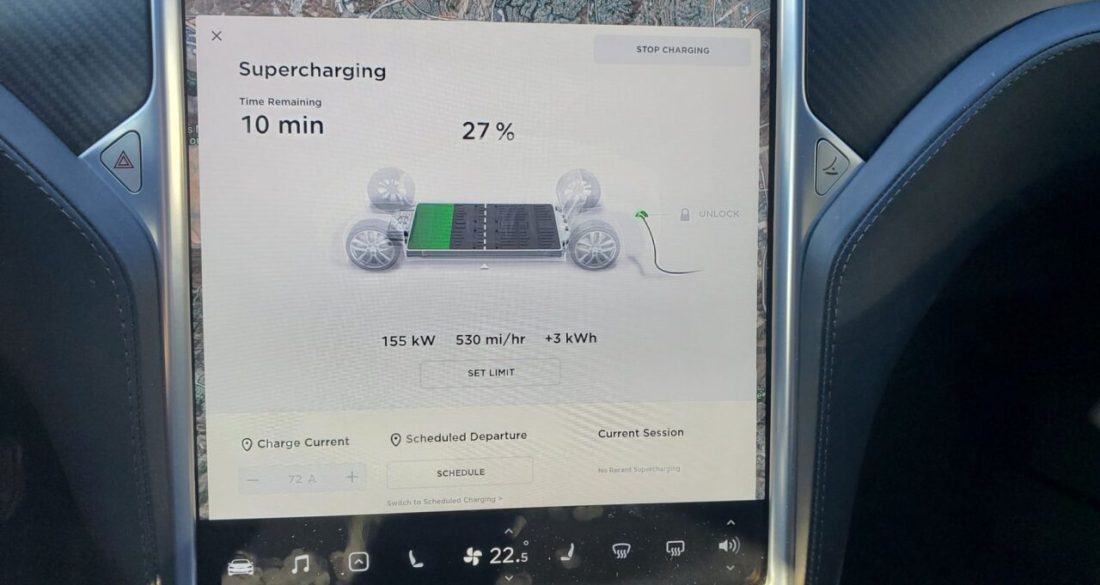 Прошивка Tesla 2020.48.26 сломала интерфейс, но исправила зарядку на Tesla Model S и X?
