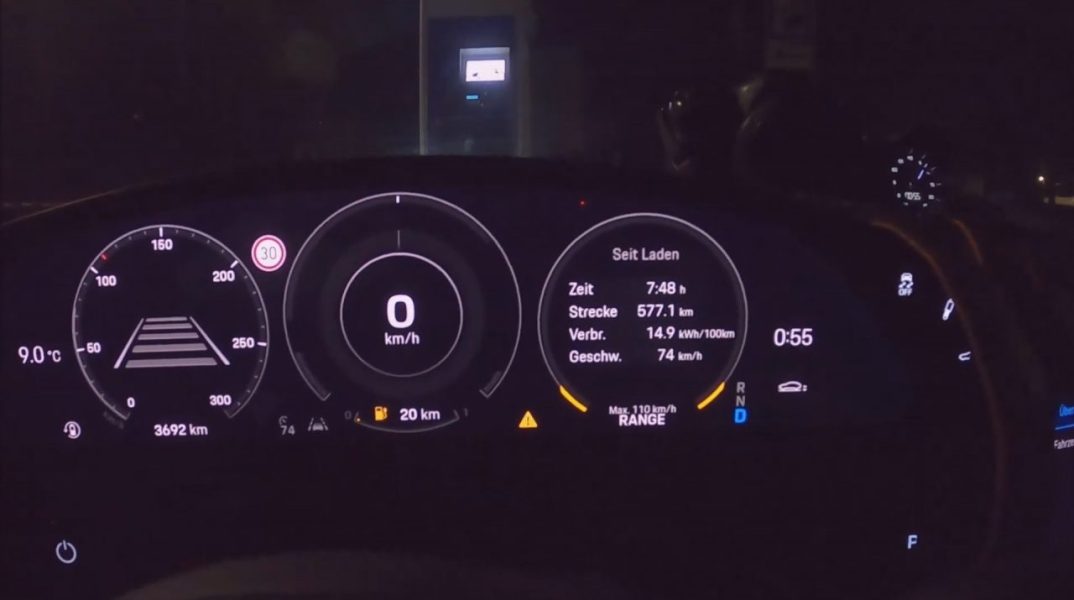 Рекорд запаса хода Porsche Taycan 4S в эко-вождении: 604 километра при полностью разряженной батарее [видео]