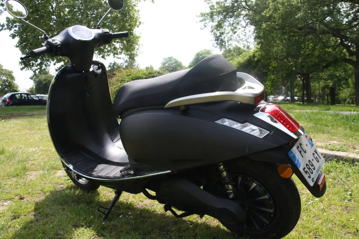 Rider 5000 Вт: тестируемый электрический 125 от Go2roues