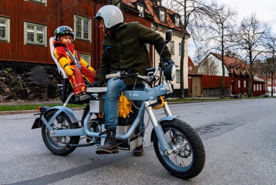 Ösa &#8211; шведский электромотоцикл от Cake. Как строго и практично! Только эта цена &#8230;