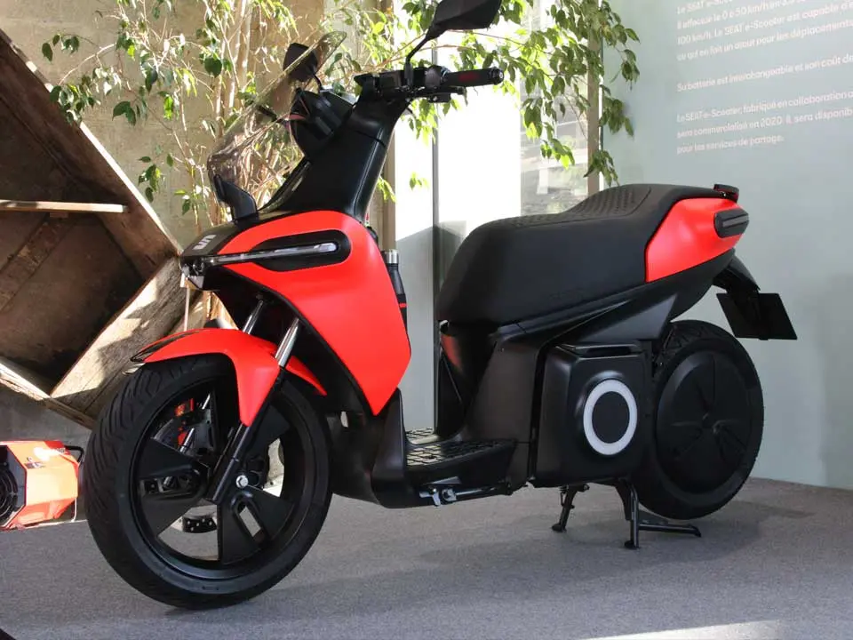 Seat e-Scooter: открытие первого электросамоката Seat