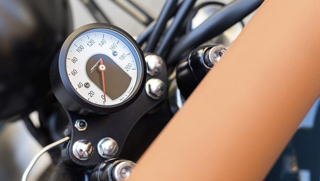Сколько миль для мотоцикла?